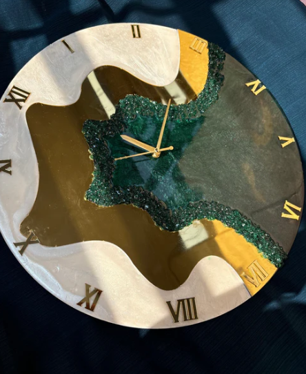 Opal Hour Resine Wall Art Metal Wall Clock For Living Room